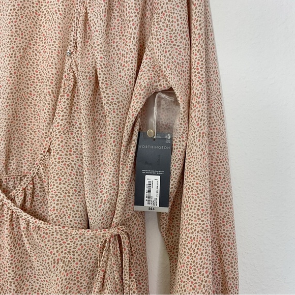 PLUS NWT Worthington Wrap Top - Picture 2 of 6
